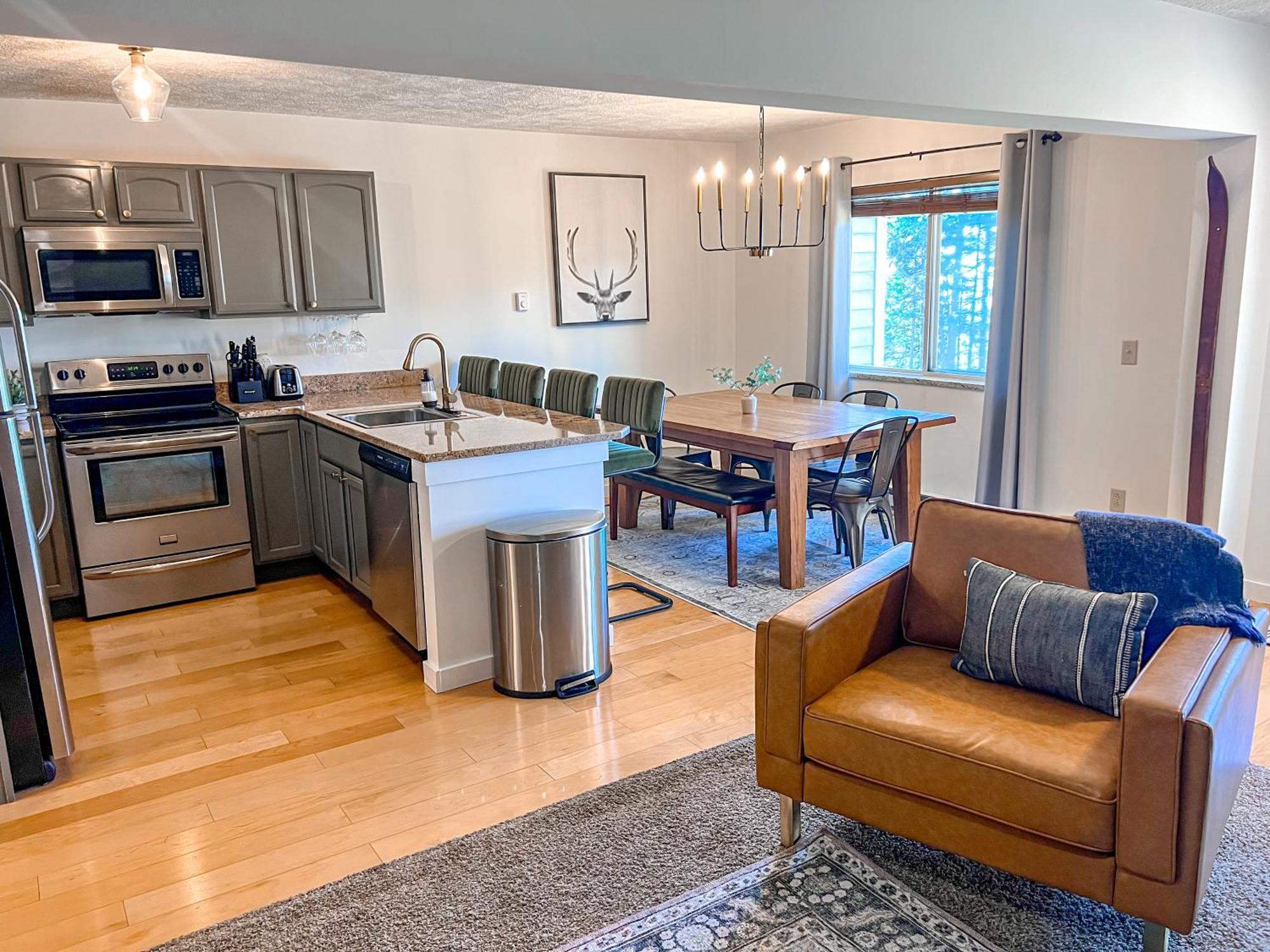 Remodeled Summit Condo At Snowshoe - Modern & Cozy Экстерьер фото
